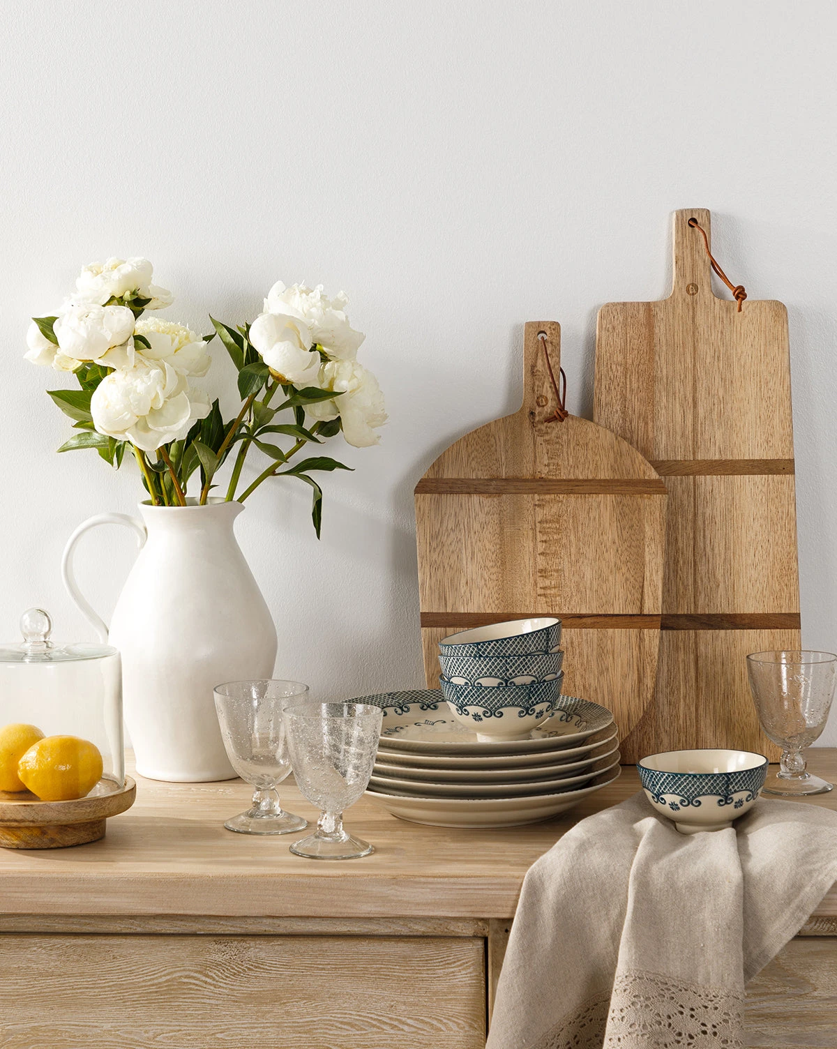 Bram Wooden Cutting Board - Image 3