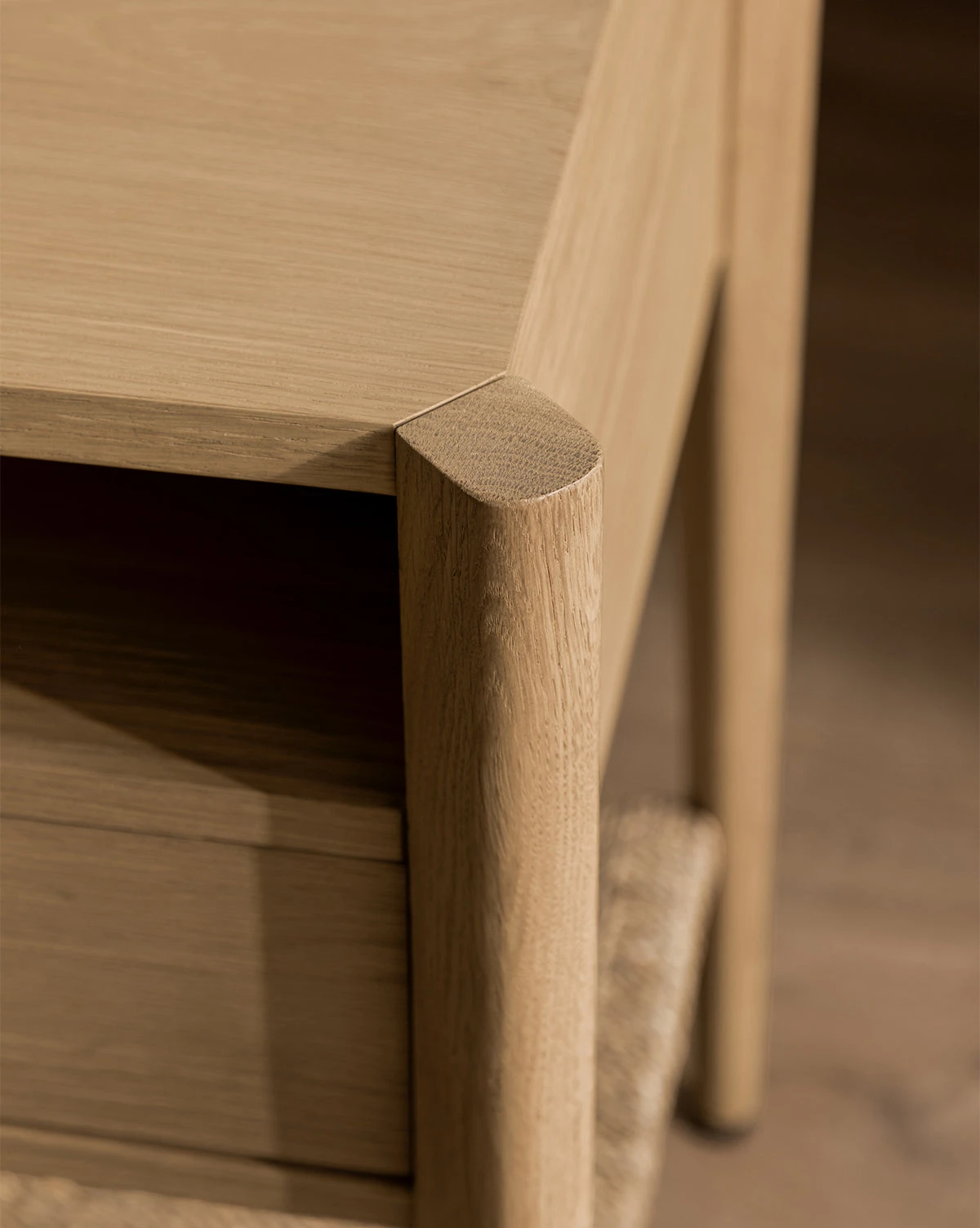 Dana White Oak Nightstand - Image 8