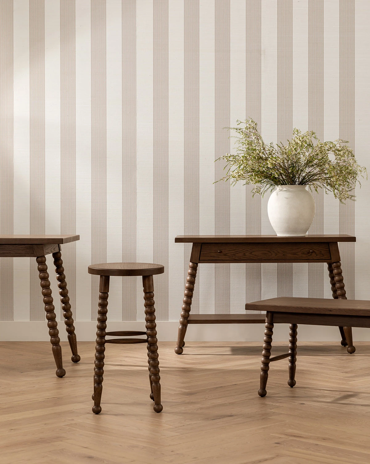 Heathcliff Bench - Image 5