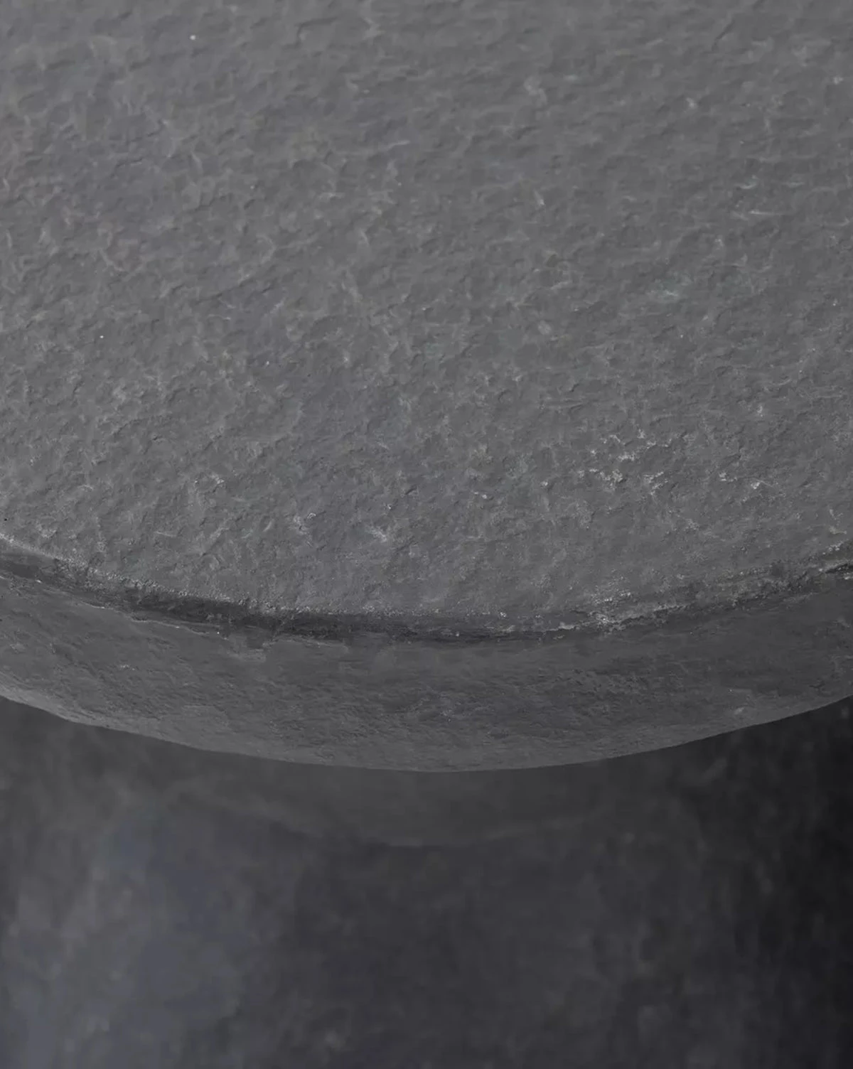 Brockhaus Distressed End Table - Image 9