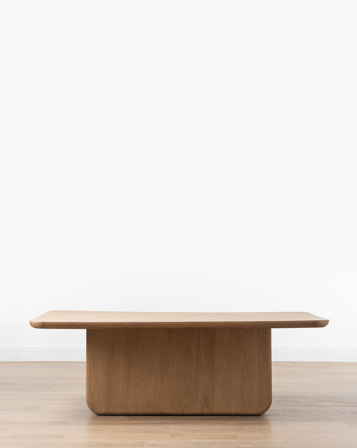 Cheswick Dining Table