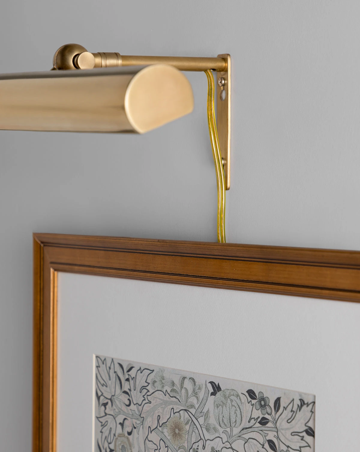 Frame Makers Plug-In Picture Light - Image 2