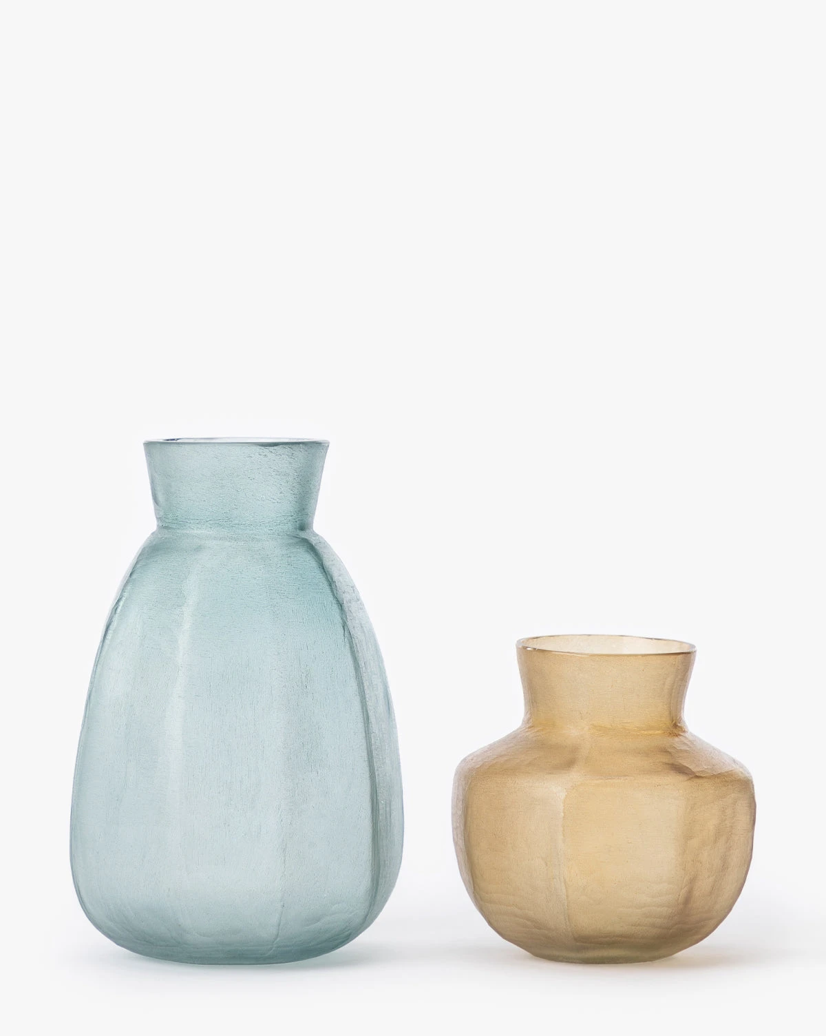Jaylen Blue Glass Vase - Image 4