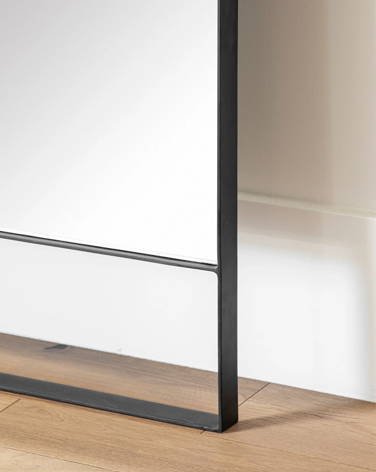 Keene Floor Mirror - Image 6