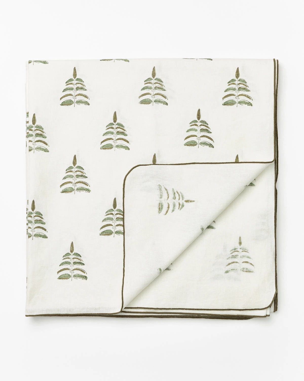 Lorraine Print Tablecloth - Image 5