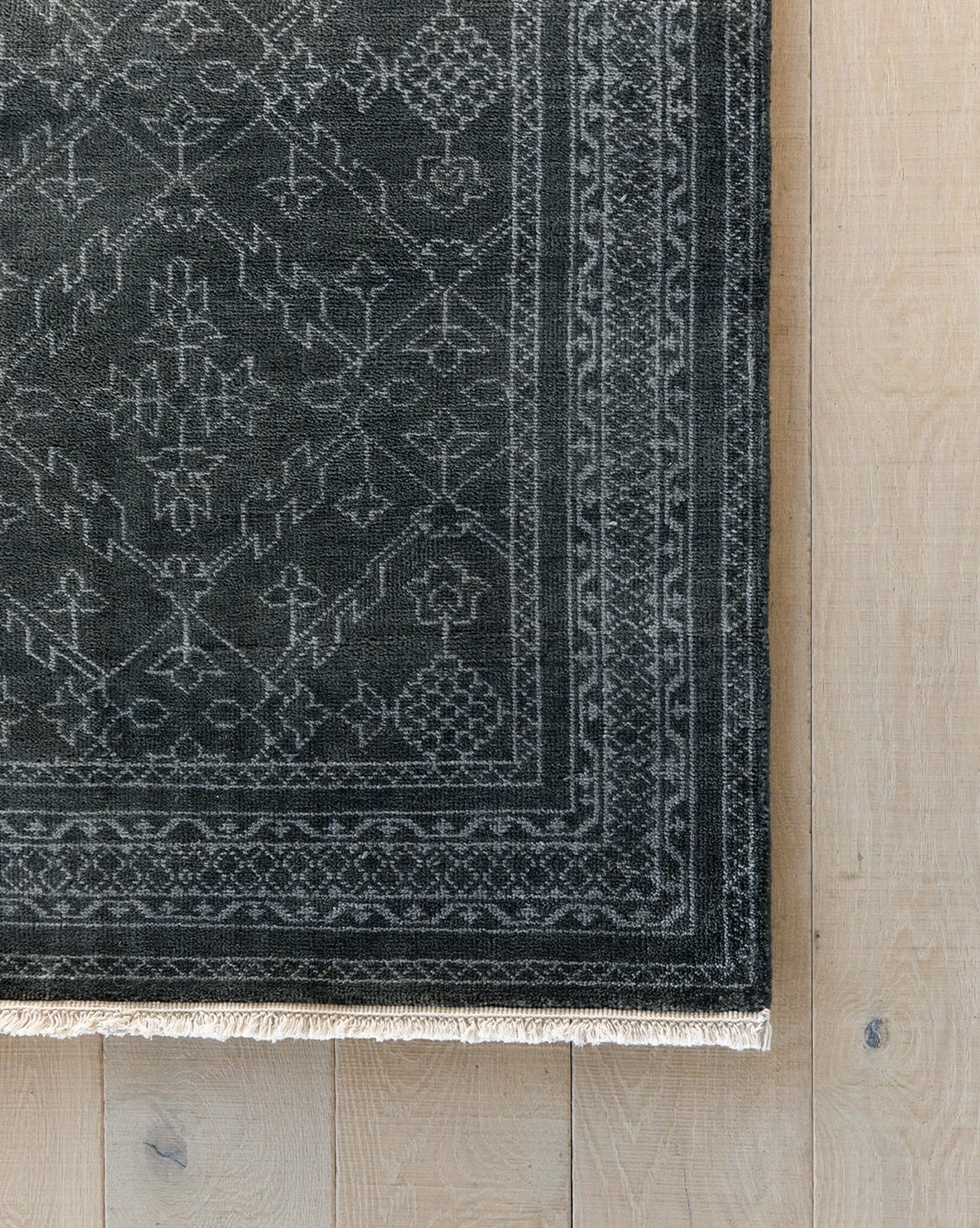 Kazan Hand-Knotted Wool Rug - Image 5
