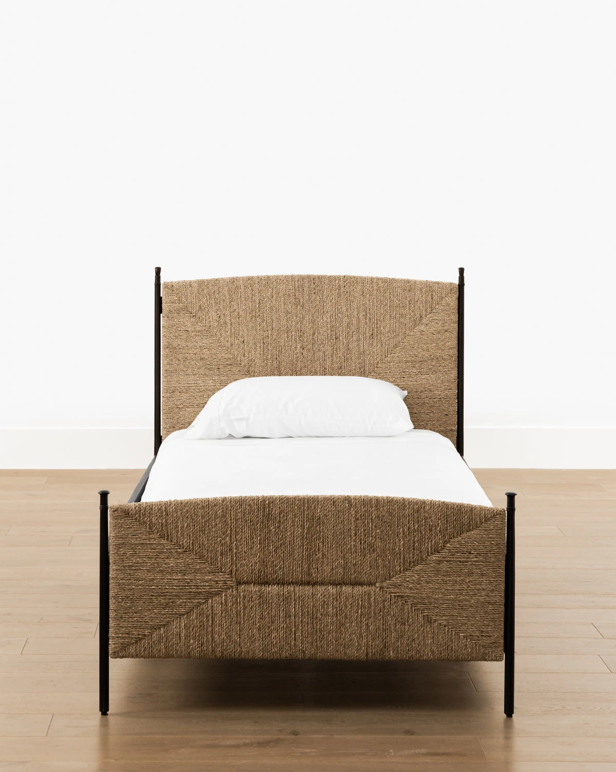 Peregrine Bed - Image 7