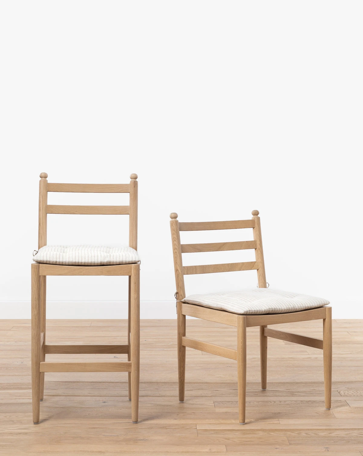 Romany Counter Stool - Image 4