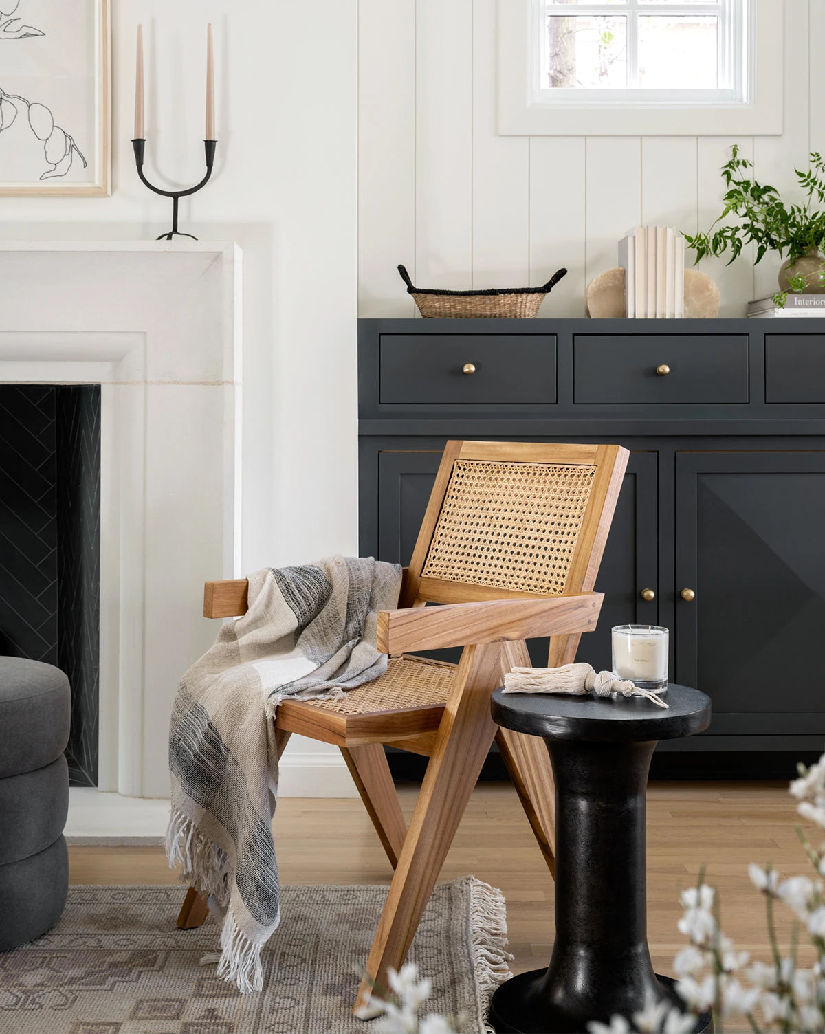 Noir Judy Chair - Image 2