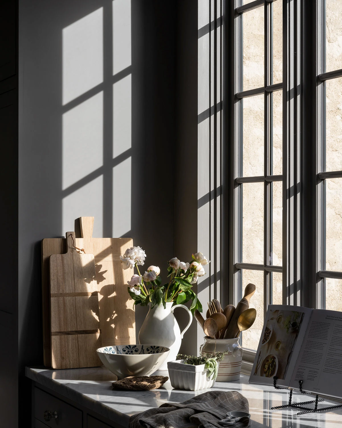 Aleph Striped Crock - Image 3