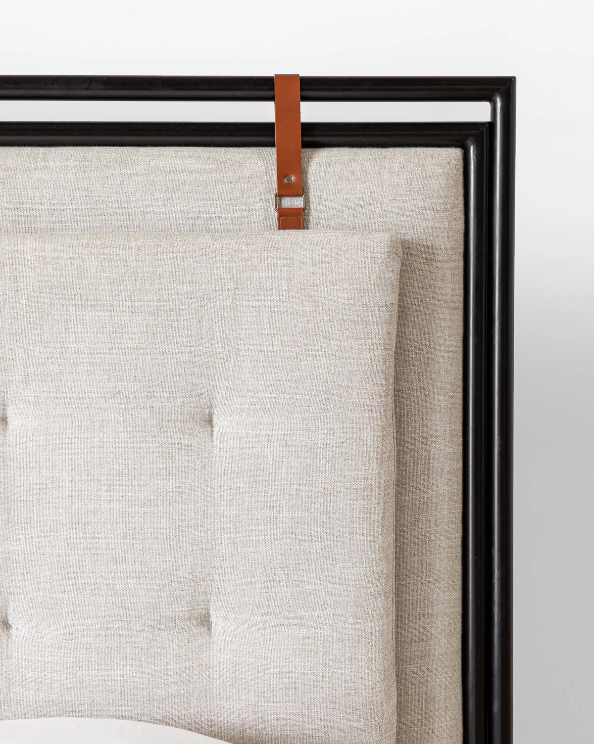 Sutherland Bed - Image 7