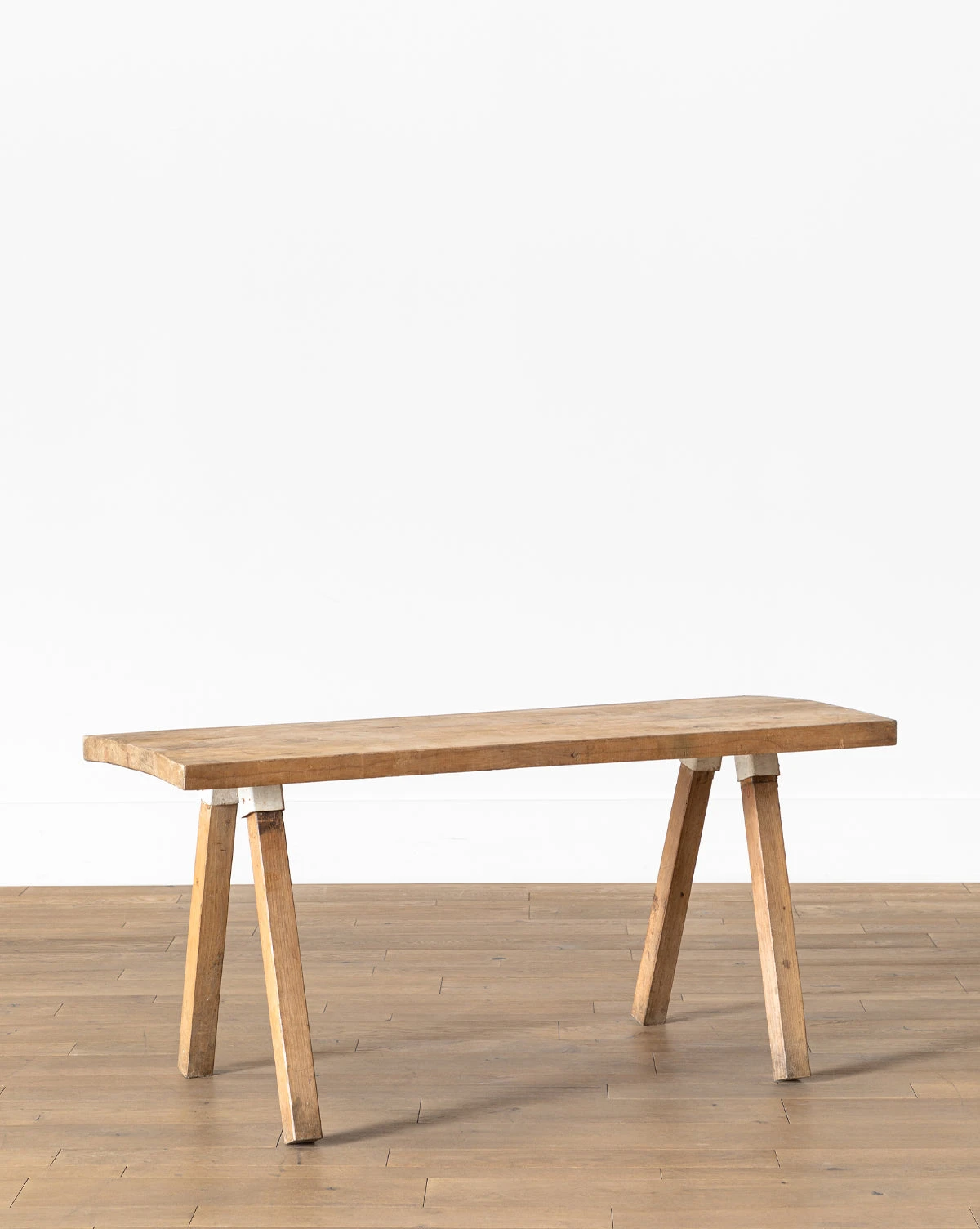 Vintage Console - Image 2