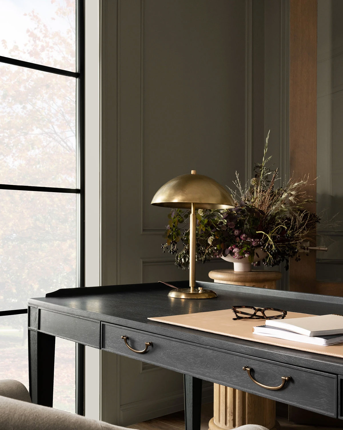 Aldorno Desk Table Lamp - Image 2